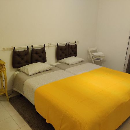 Vasco Santana Guesthouse Odivelas  Exterior photo