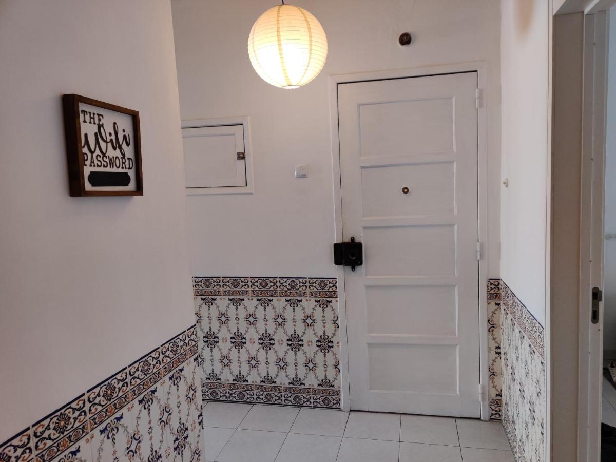 Vasco Santana Guesthouse Odivelas  Exterior photo