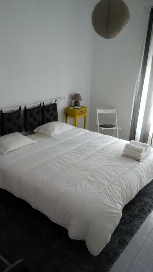Vasco Santana Guesthouse Odivelas  Exterior photo