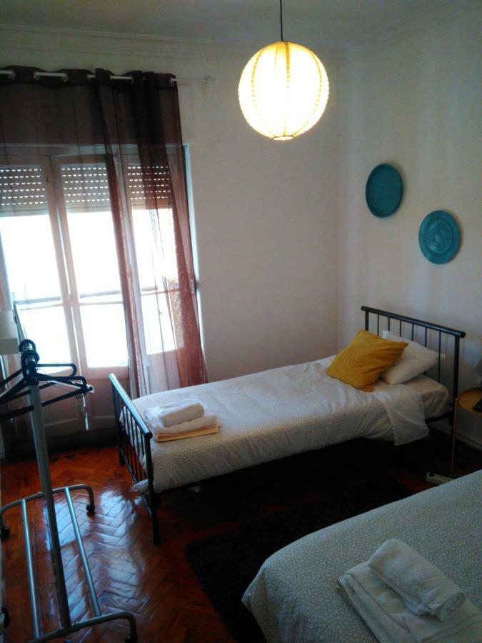 Vasco Santana Guesthouse Odivelas  Exterior photo